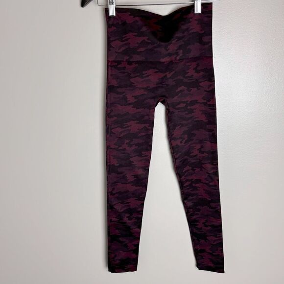 Spanx Look at Me Now high waist seamless camouflage leggings in wine size medium - Picture 11 of 15